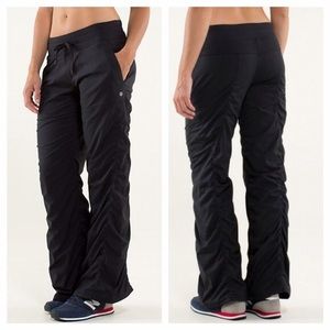LULULEMON lined STUDIO PANT II. BLACK. SIZE 6 TALL